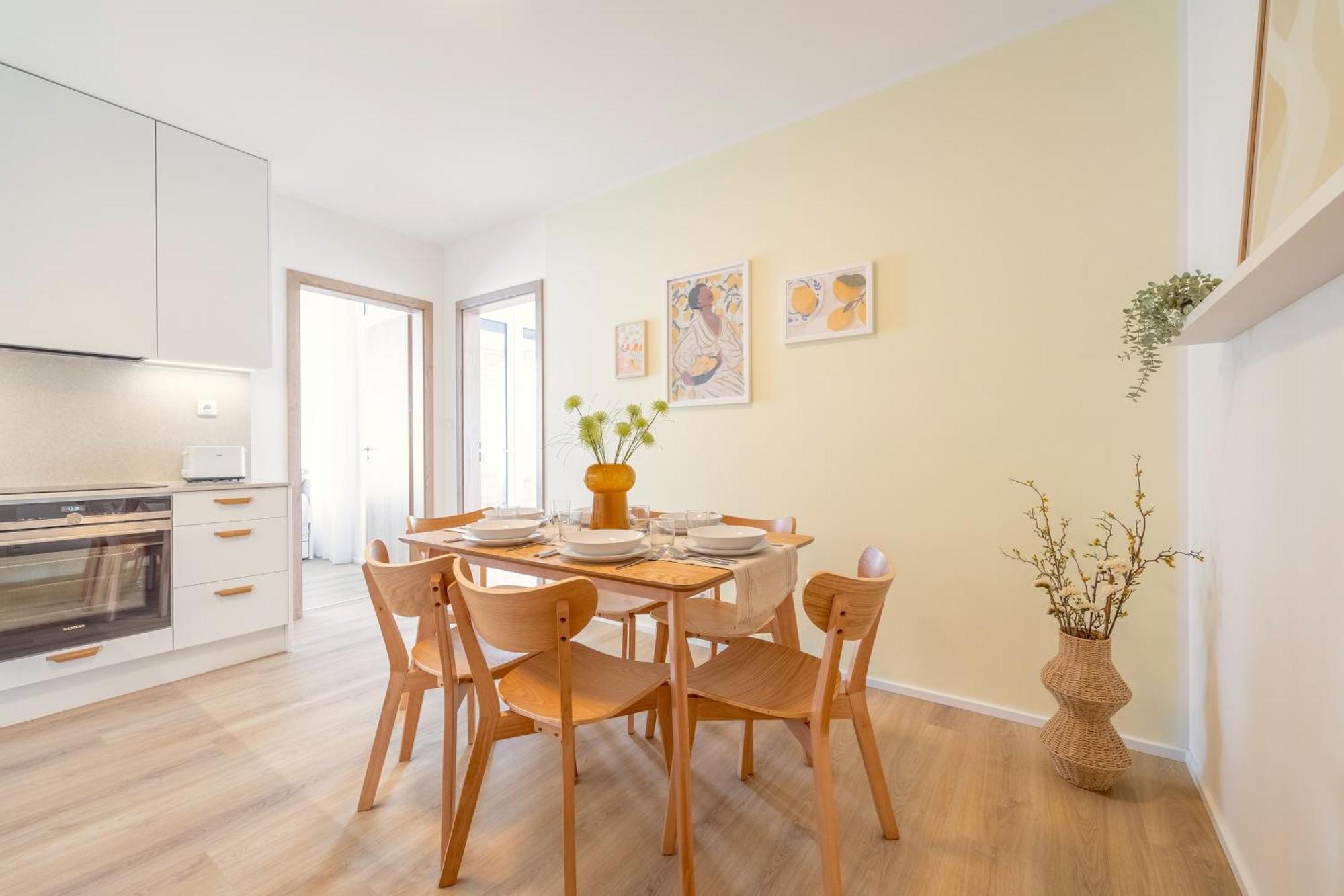 Apartmán Bright 2Br - 4Th Floor, Balcony, Free Parking By Gravity Praha Exteriér fotografie